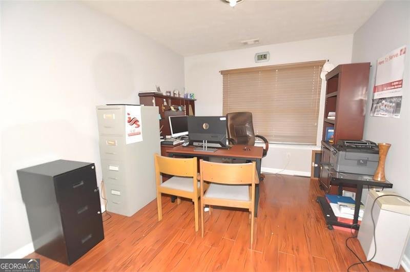 1404 LITTLE HAMPTON Drive Lawrenceville - 16