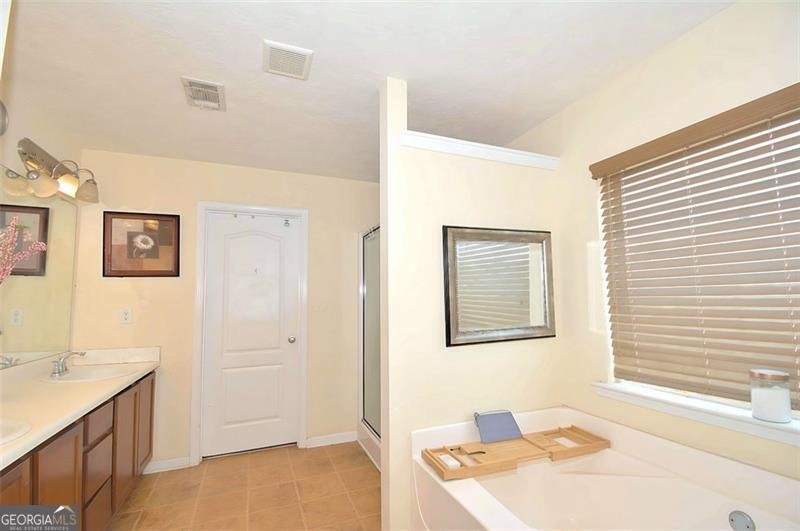 1404 LITTLE HAMPTON Drive Lawrenceville - 22