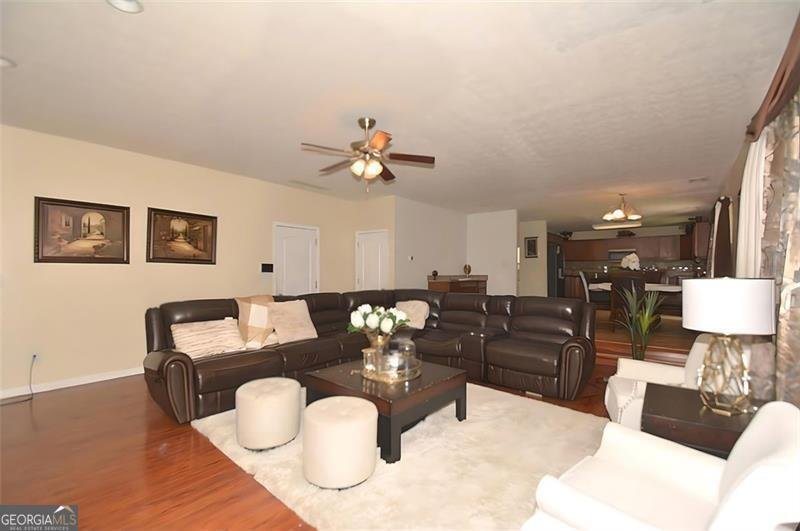 1404 LITTLE HAMPTON Drive Lawrenceville - 4