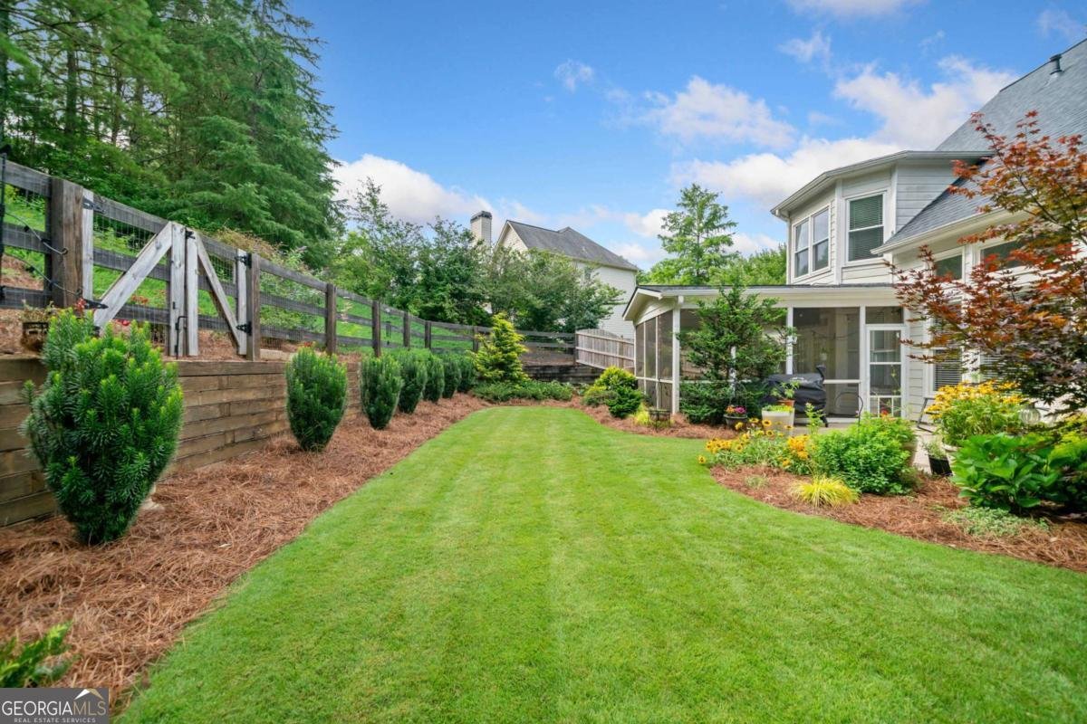 316 Berkshire Trace Canton - 34