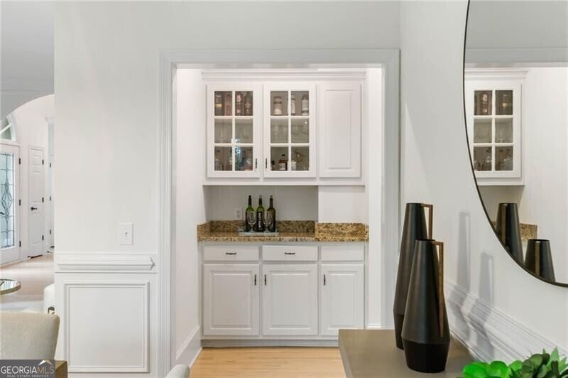 790 Thornberry Drive Alpharetta - 4
