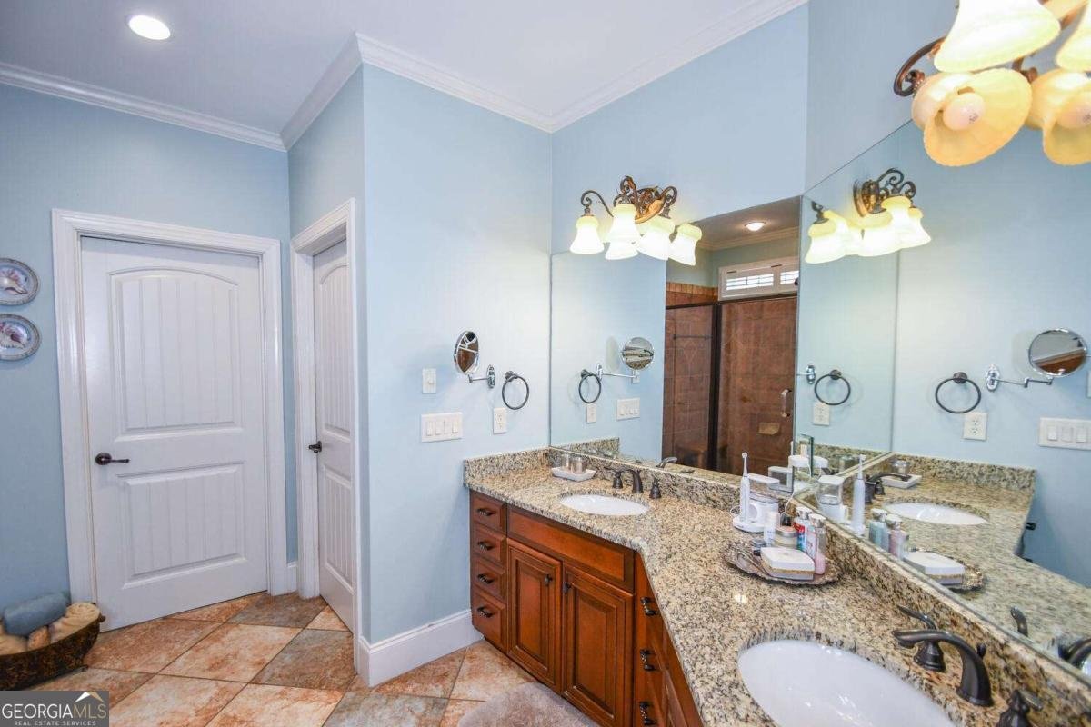 1173 Saint Charles Place Gainesville - 38