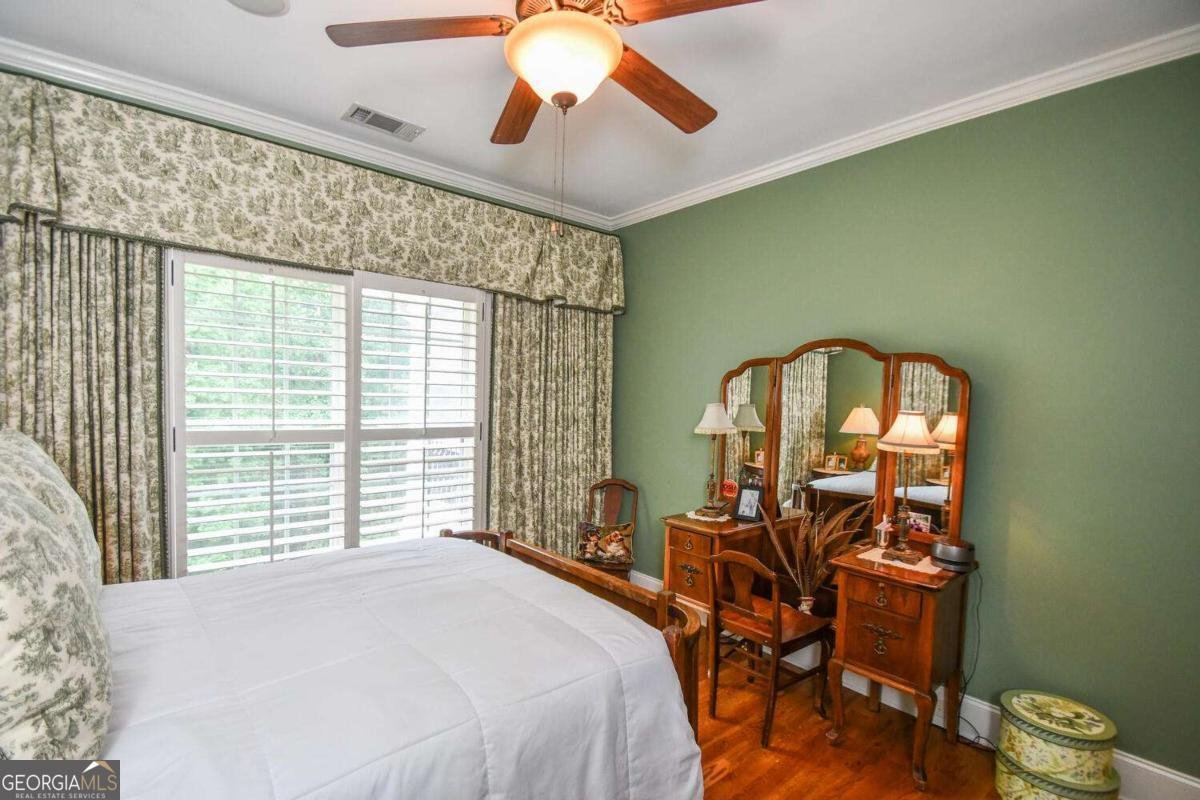 1173 Saint Charles Place Gainesville - 48