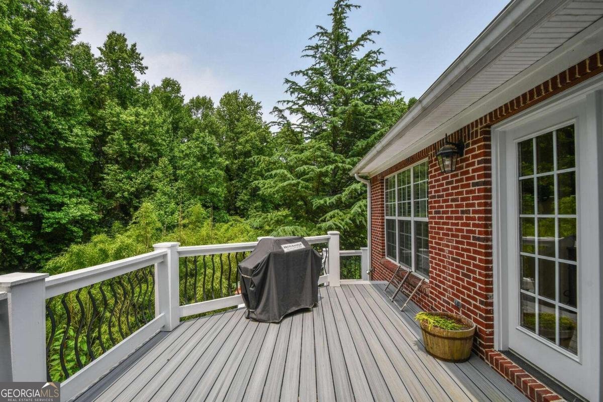 1173 Saint Charles Place Gainesville - 57