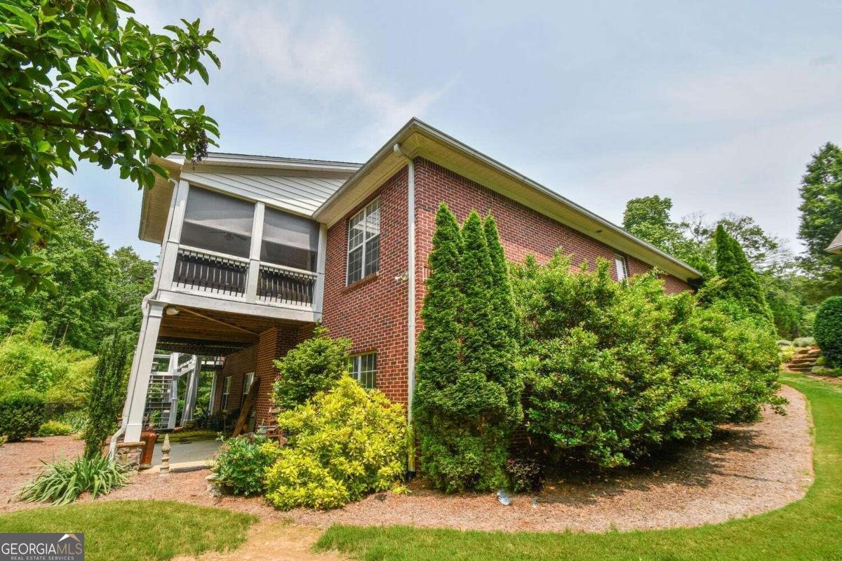 1173 Saint Charles Place Gainesville - 78