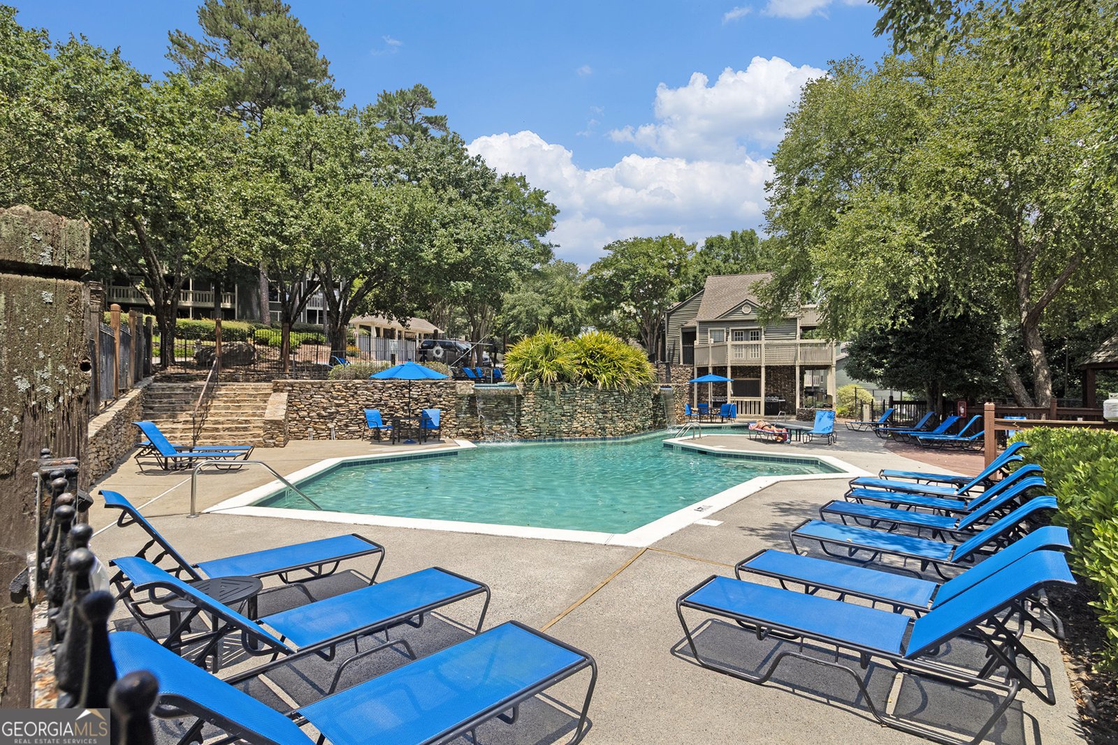 4556 Vinings Central Trace Atlanta - 30