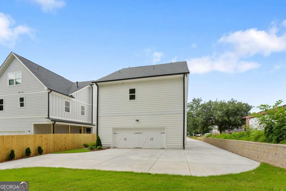 1577 Roswell Street Smyrna - 14