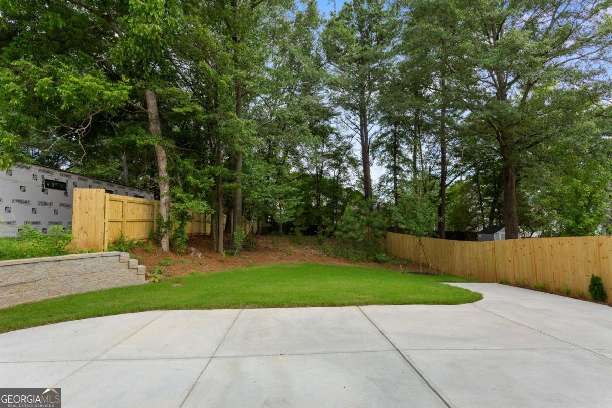 1577 Roswell Street Smyrna - 16