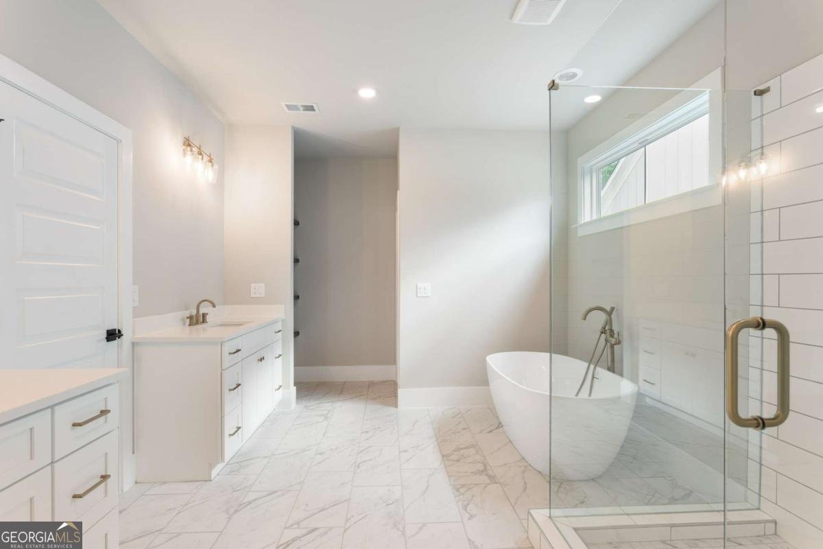 1577 Roswell Street Smyrna - 29
