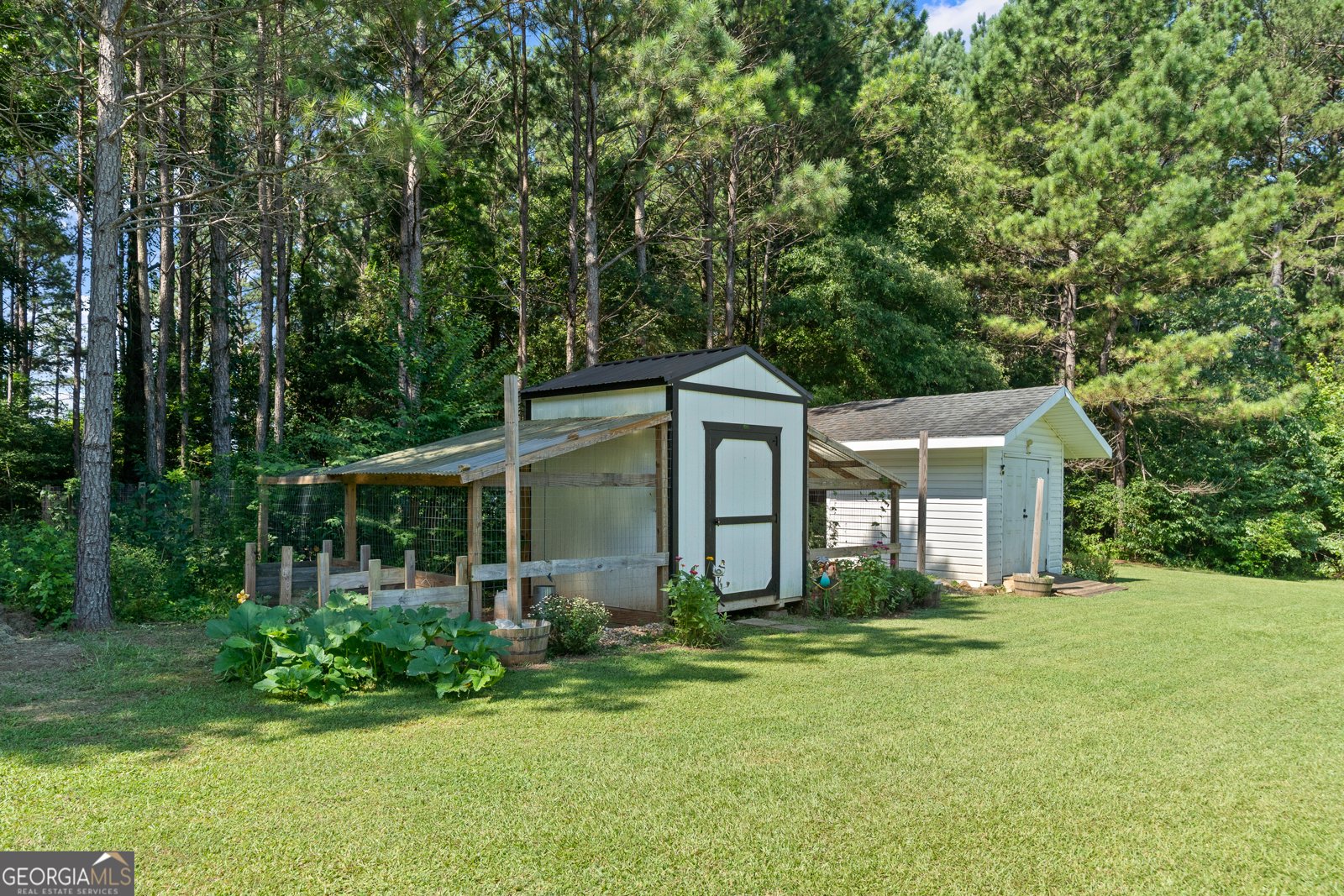 111 Stone Edge Drive Gray - 20
