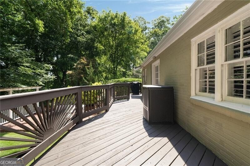 551 Overbrook Drive Atlanta - 2