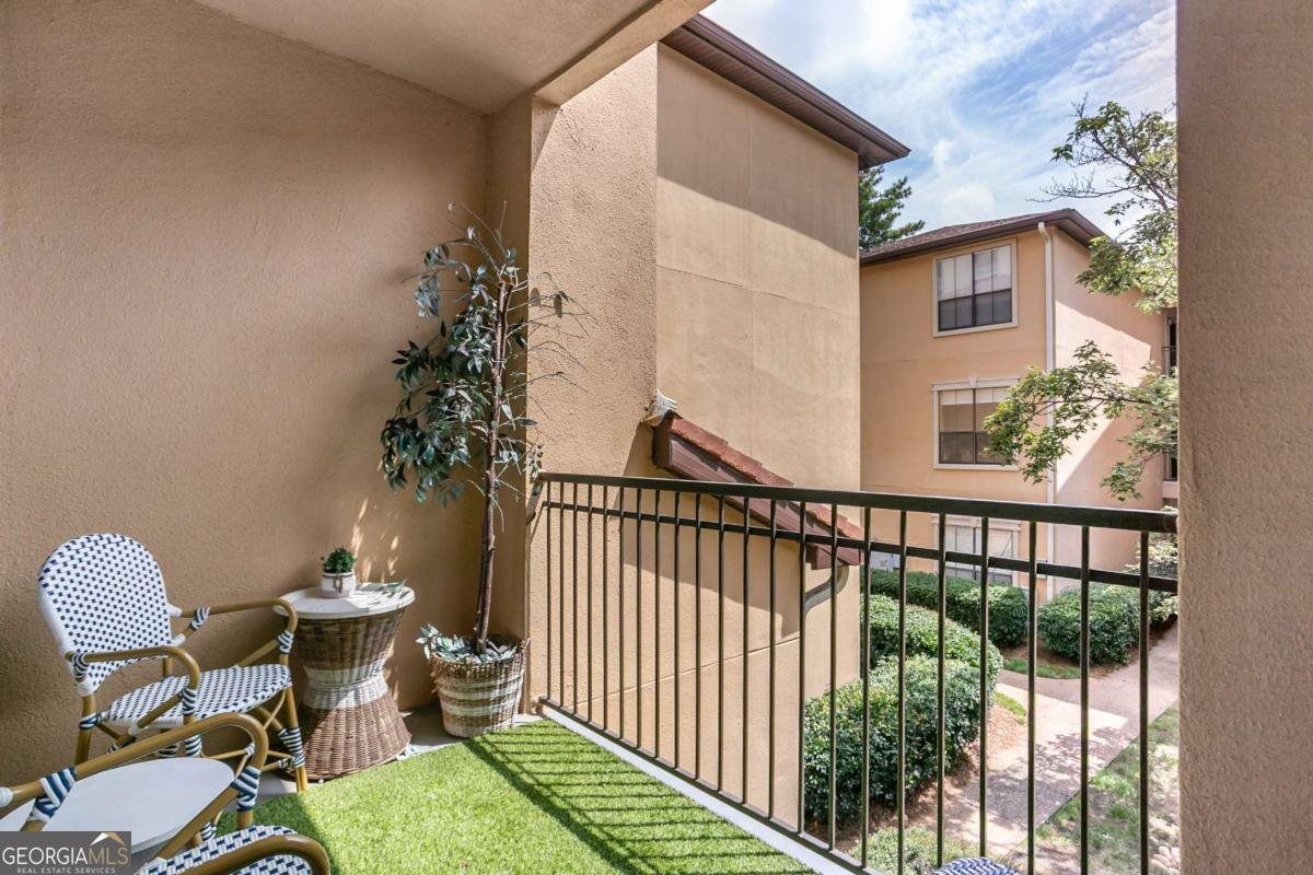 3777 Peachtree Road Atlanta - 13
