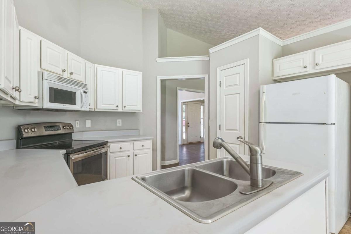 2210 Pemberton Point Buford - 16