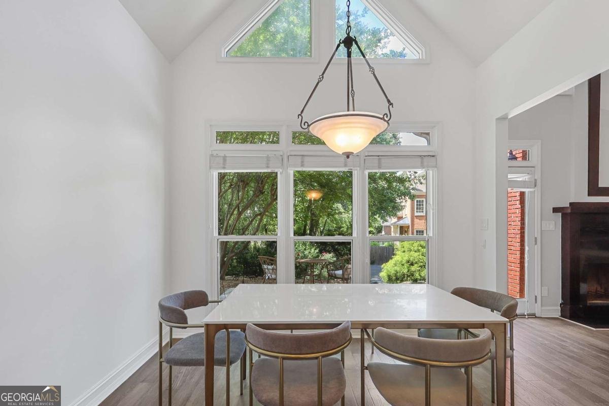 1174 Brookhaven North Circle Atlanta - 12