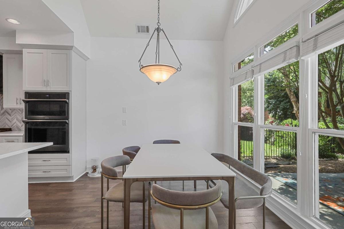 1174 Brookhaven North Circle Atlanta - 14