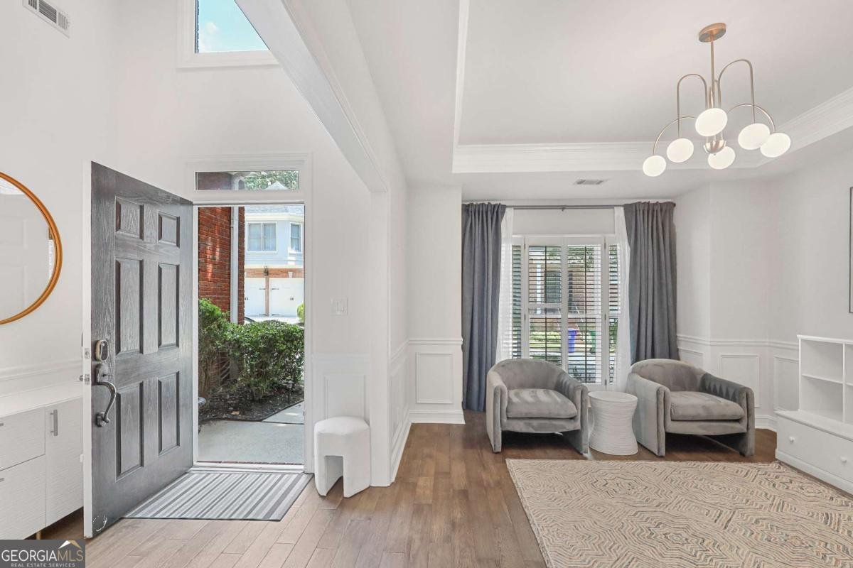 1174 Brookhaven North Circle Atlanta - 7
