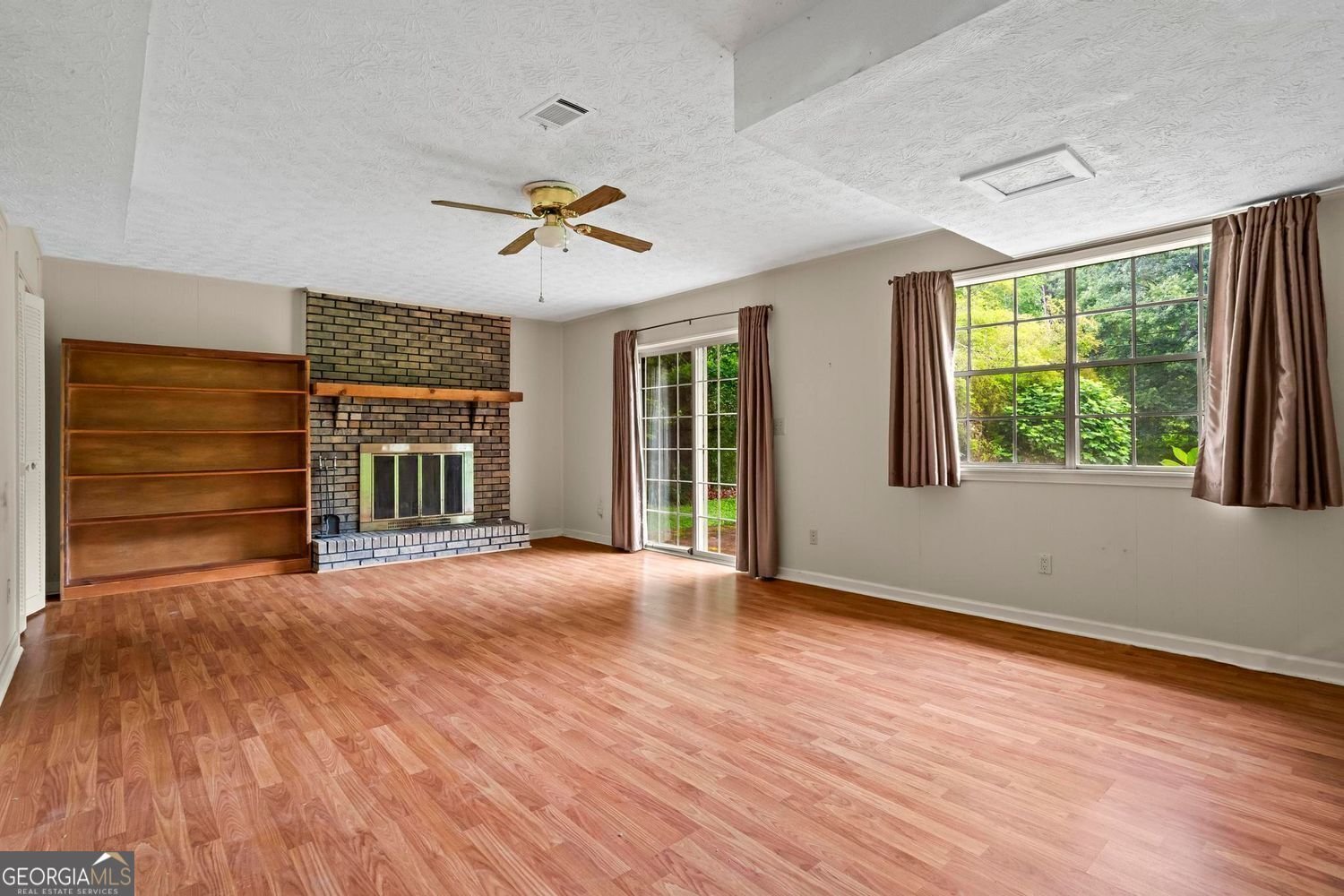 140 Carriage Circle Stockbridge - 12
