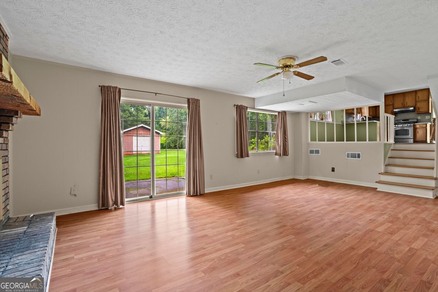 140 Carriage Circle Stockbridge - 13