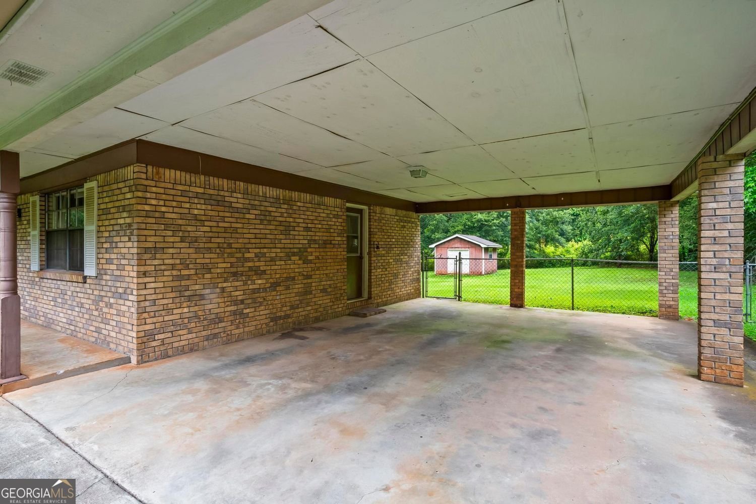 140 Carriage Circle Stockbridge - 2