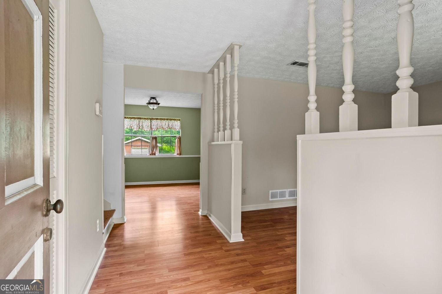 140 Carriage Circle Stockbridge - 3