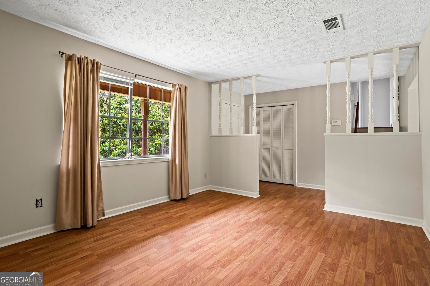 140 Carriage Circle Stockbridge - 5