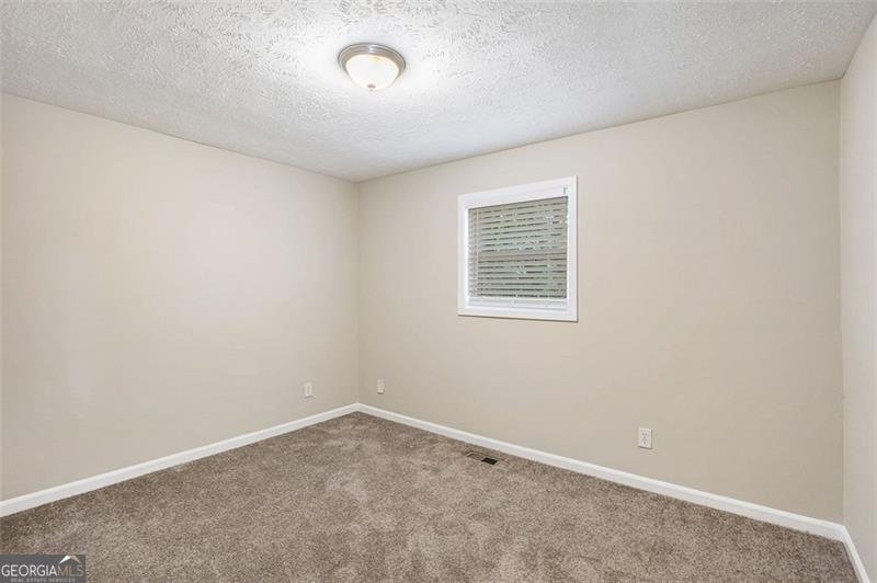 4239 MIDWAY Douglasville - 14