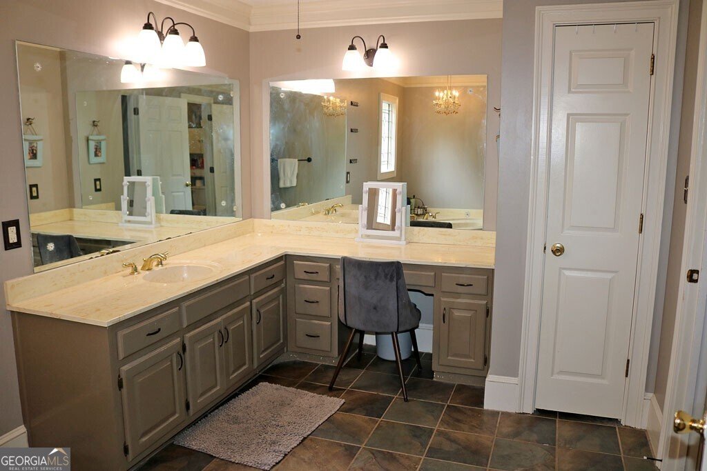 914 Newcastle Drive Lilburn - 10