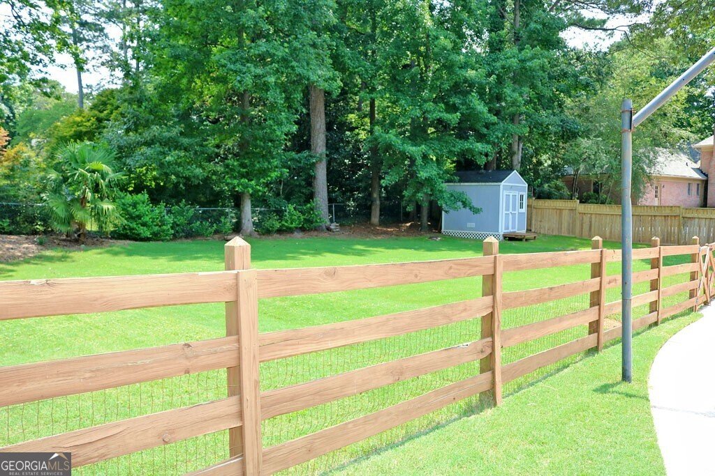 914 Newcastle Drive Lilburn - 26