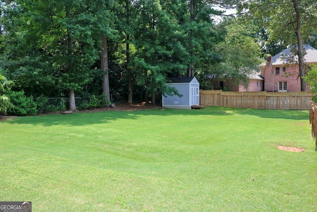 914 Newcastle Drive Lilburn - 27