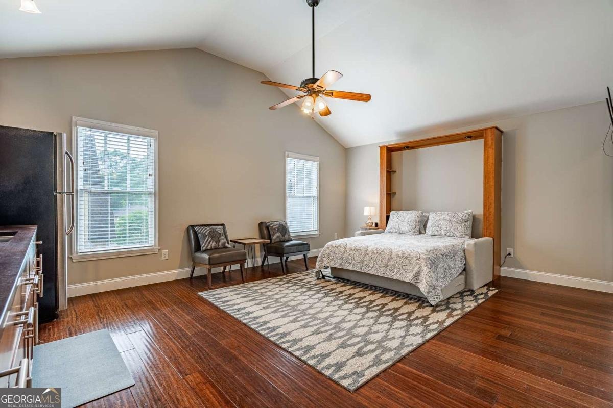 2580 Acorn Avenue Atlanta - 33