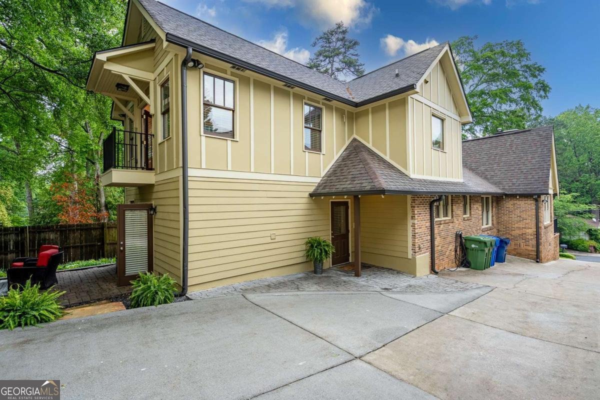 2580 Acorn Avenue Atlanta - 43