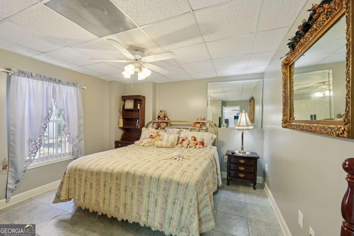 5492 Twin Oak Drive Douglasville - 47