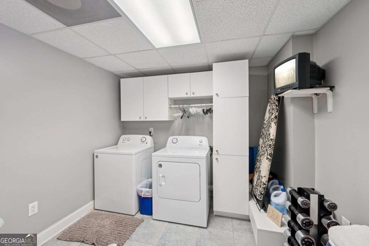 5492 Twin Oak Drive Douglasville - 58