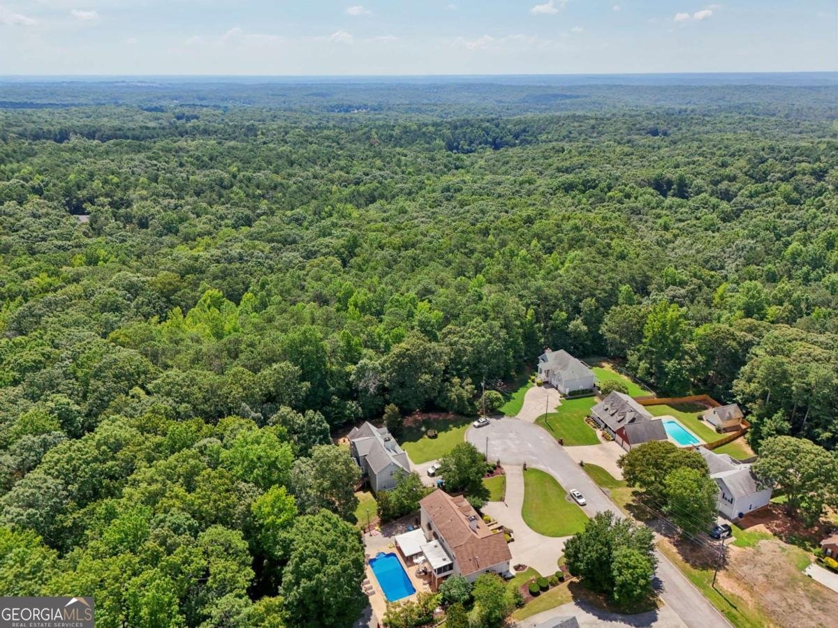 5492 Twin Oak Drive Douglasville - 84