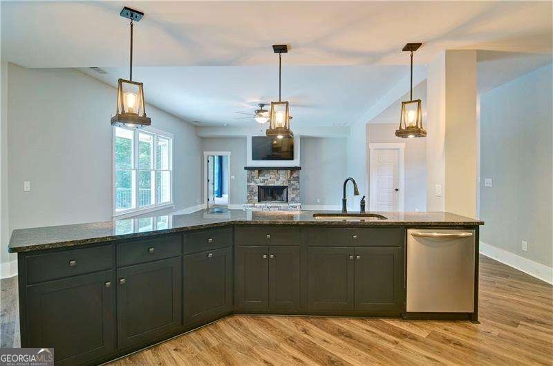 1510 Thomas Road Canton - 24