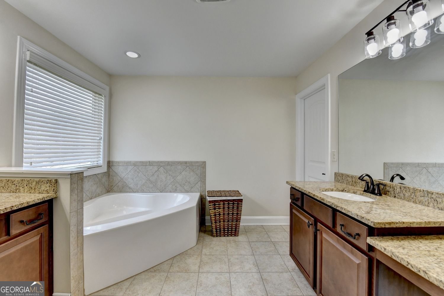 6645 Bentley Ridge Drive Drive Cumming - 27