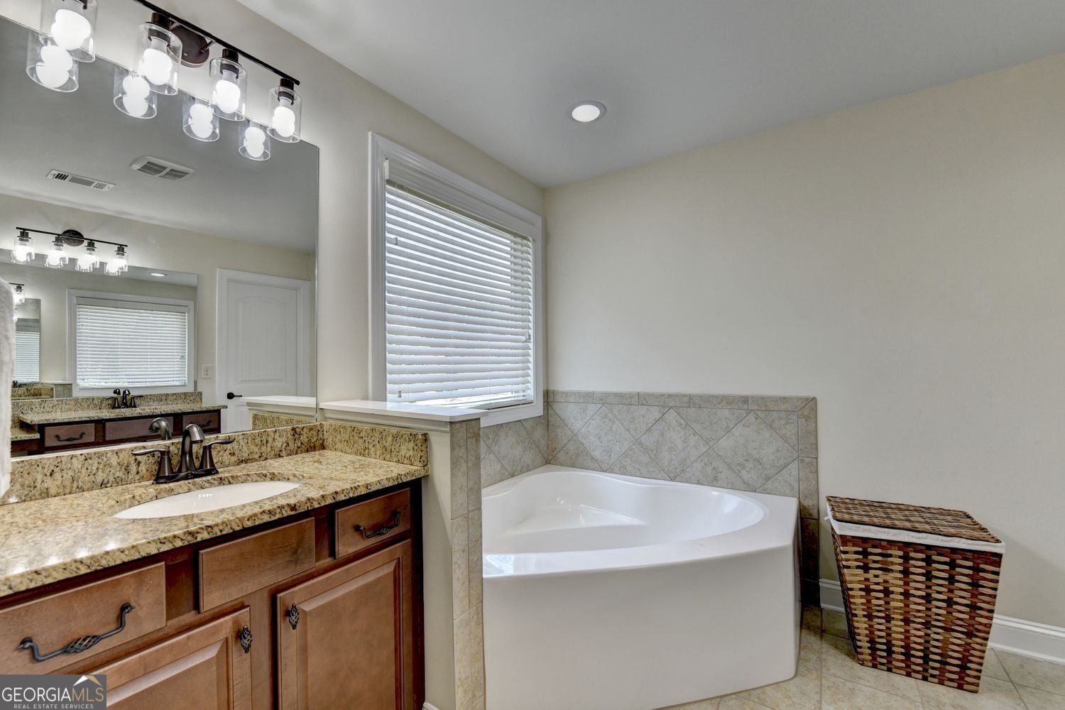 6645 Bentley Ridge Drive Drive Cumming - 28