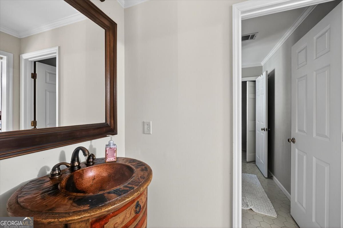1183 Saint Andrews Drive Macon - 34