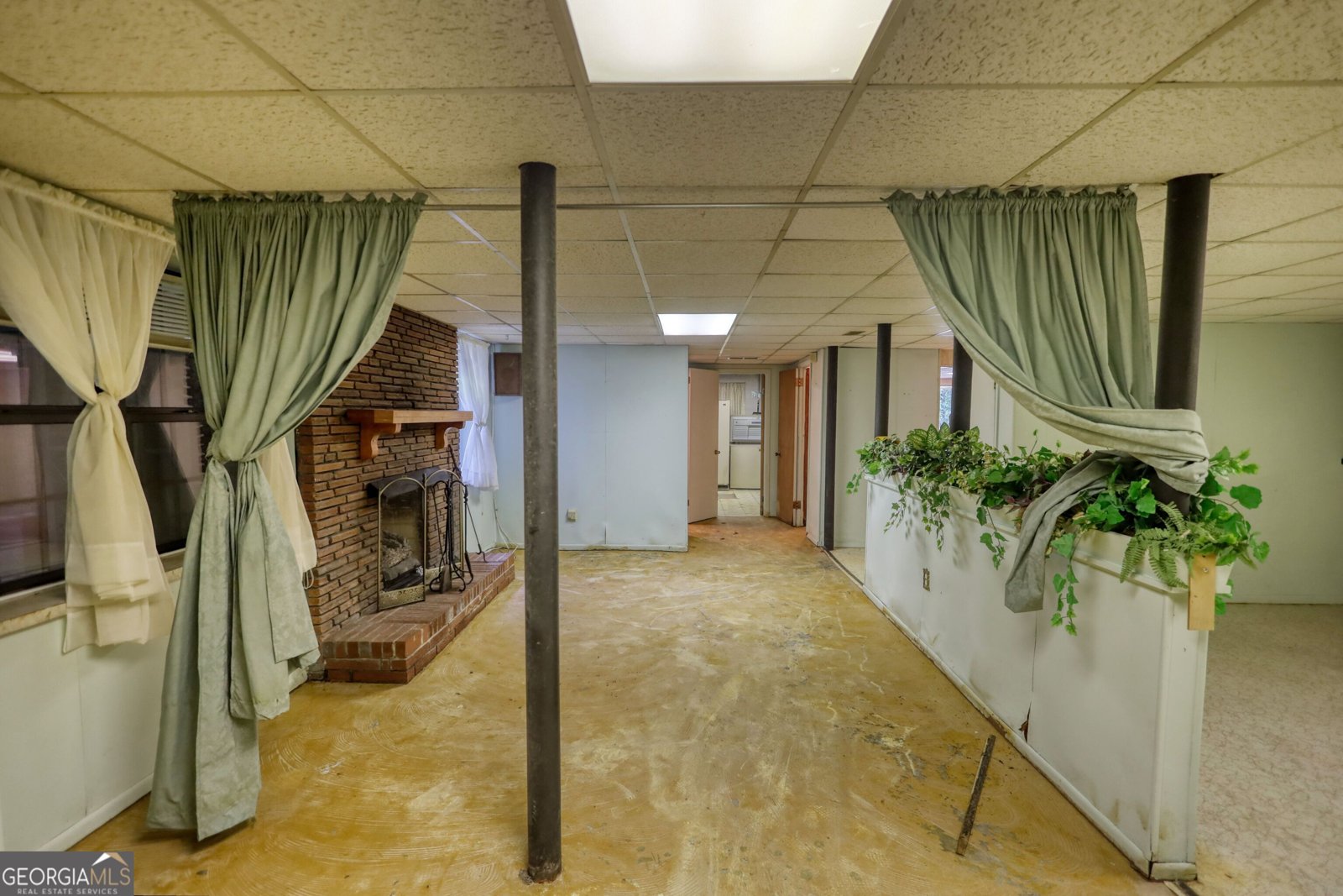 4445 Hillpine Road Forest Park - 24