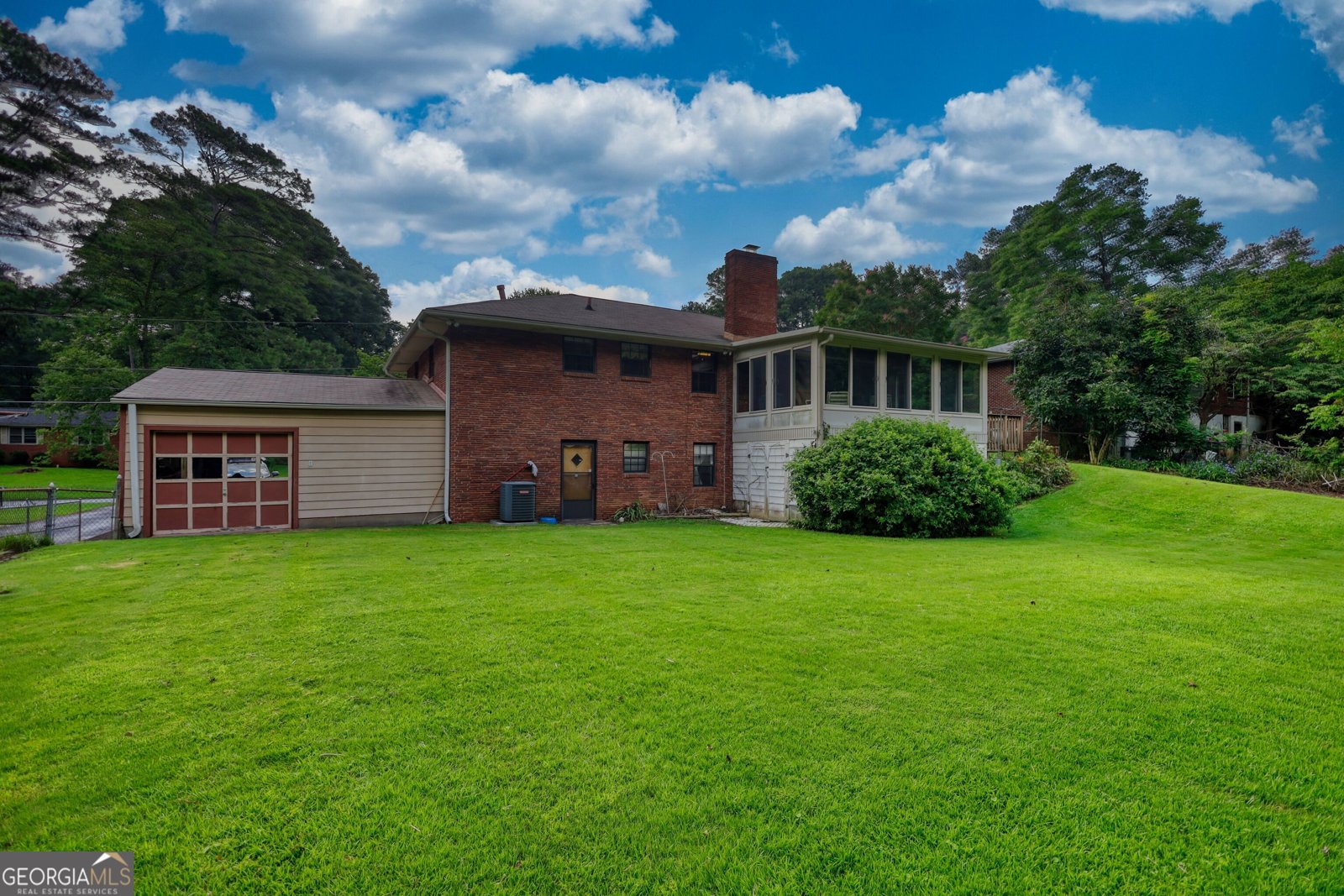 4445 Hillpine Road Forest Park - 41