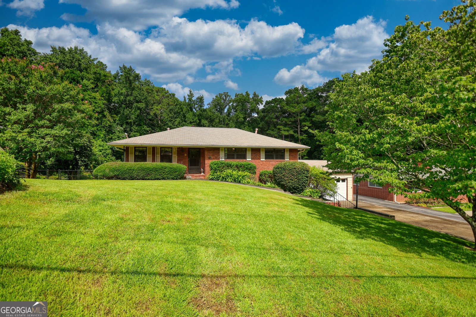 4445 Hillpine Road Forest Park - 43