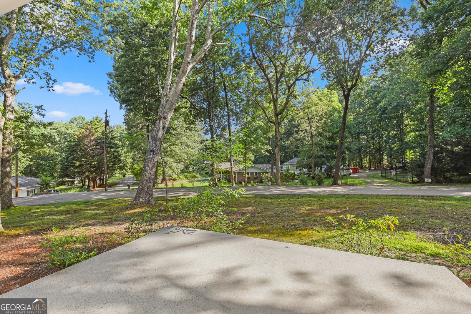 221 Yonah Drive Clarkesville - 22