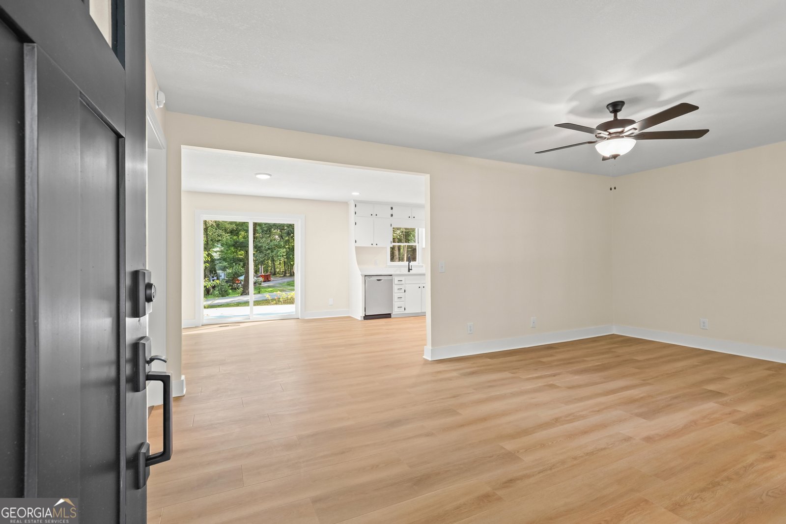 221 Yonah Drive Clarkesville - 3