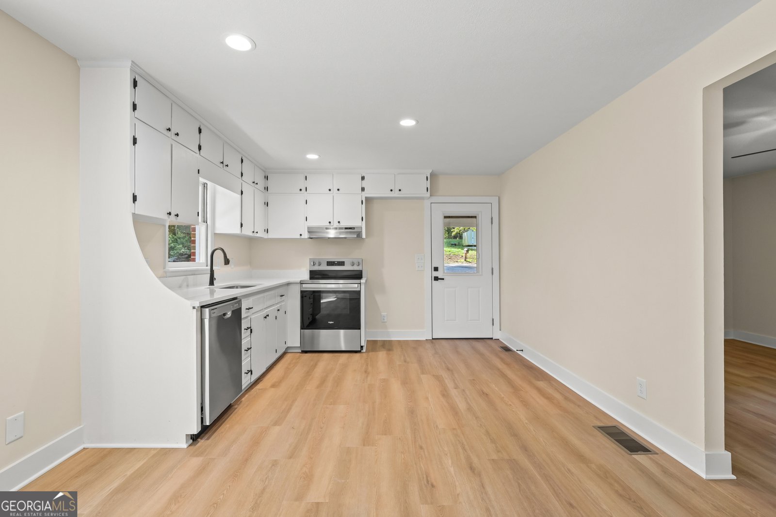 221 Yonah Drive Clarkesville - 6