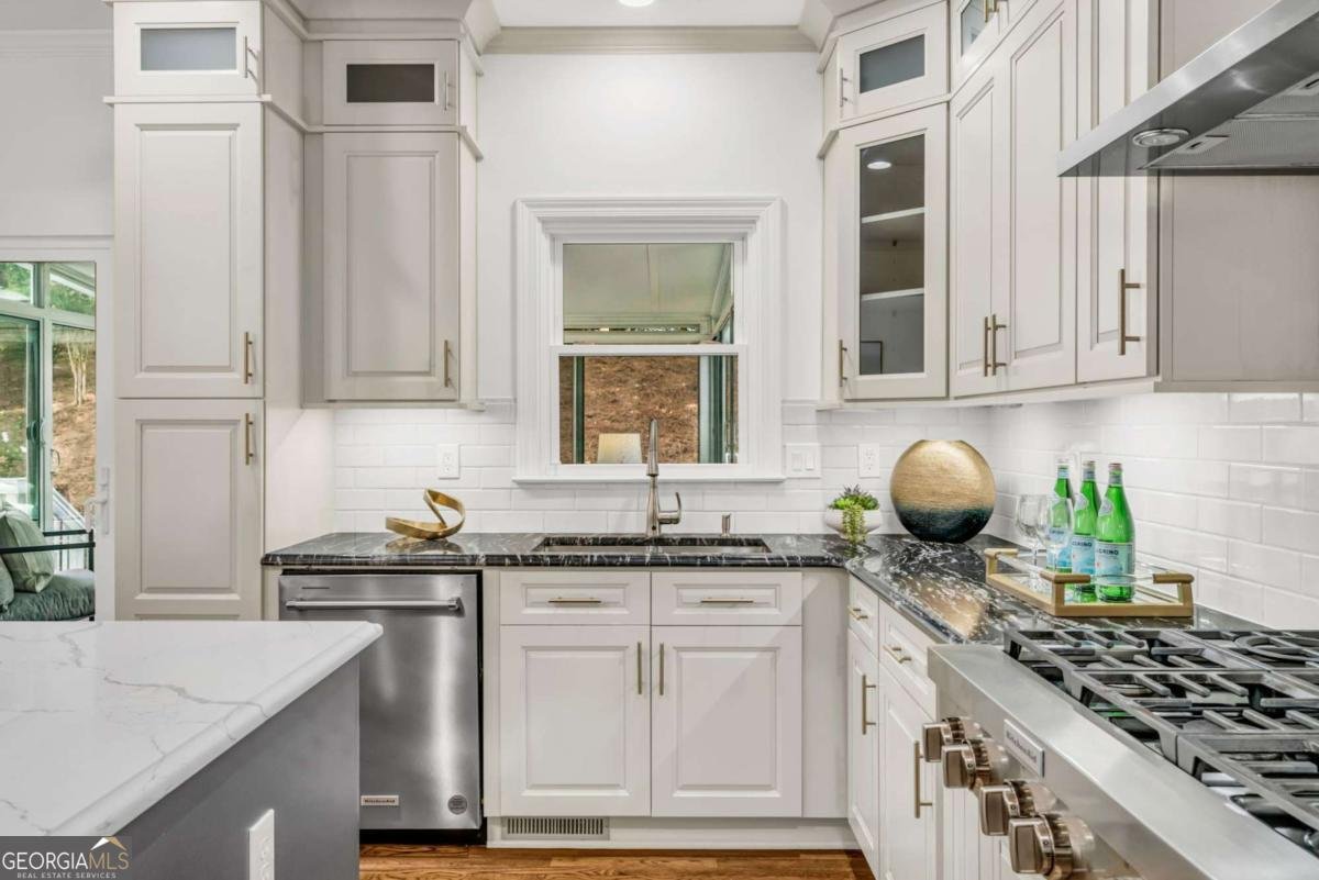 5750 Lake Heights Circle Johns Creek - 21