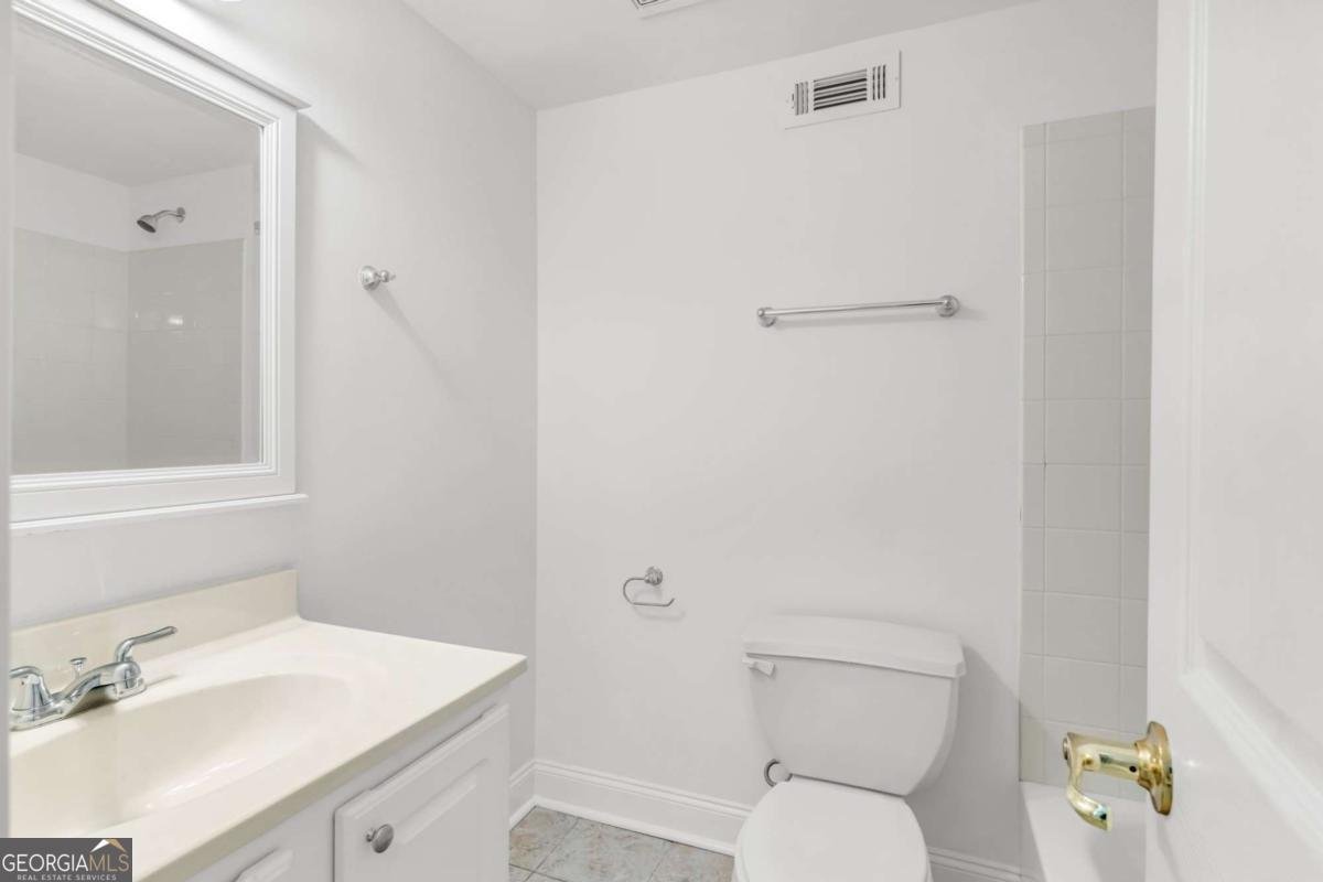 5750 Lake Heights Circle Johns Creek - 66