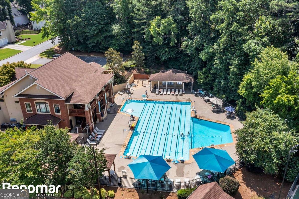 5750 Lake Heights Circle Johns Creek - 77
