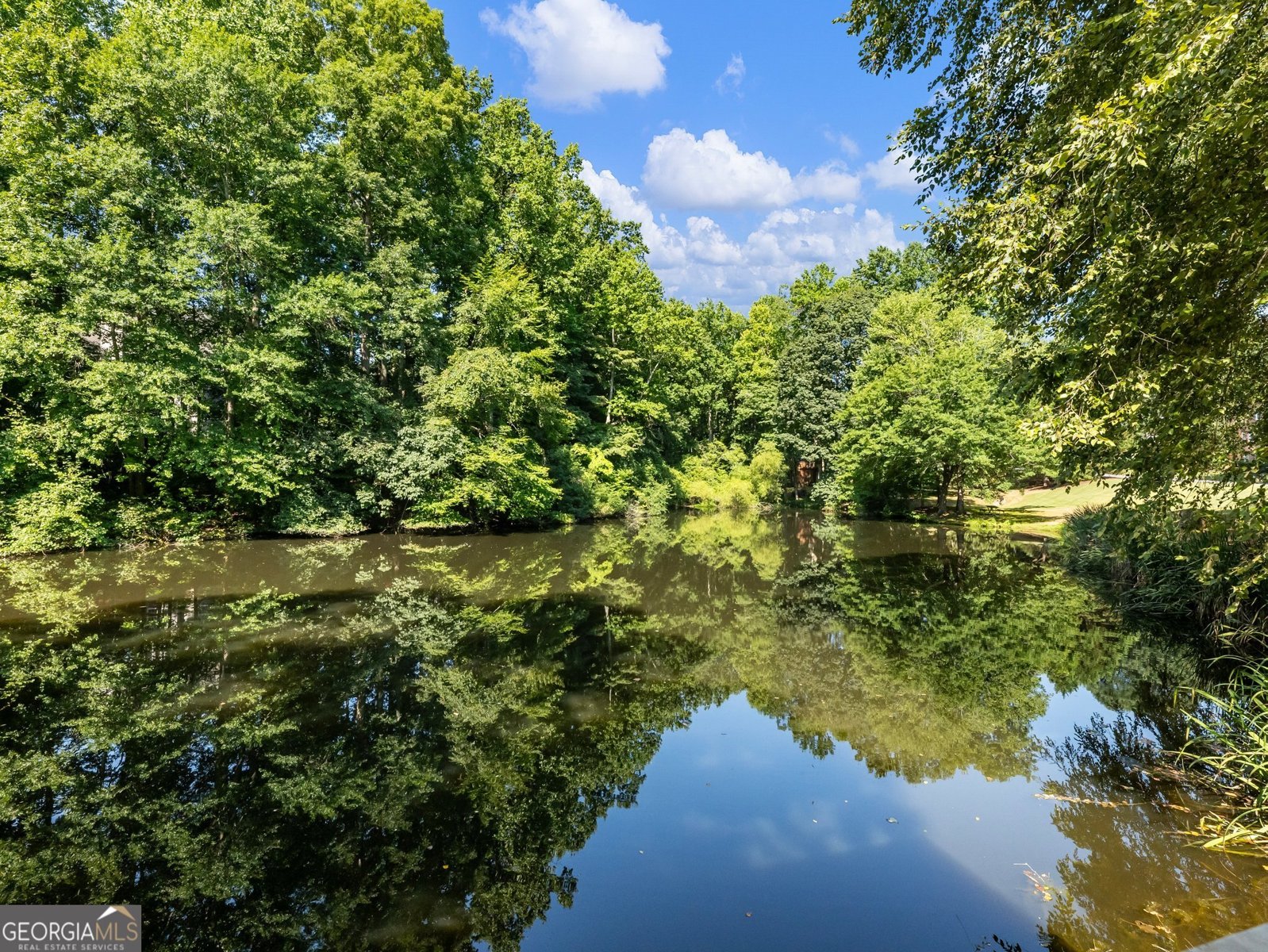 1140 Easy Street Suwanee - 33