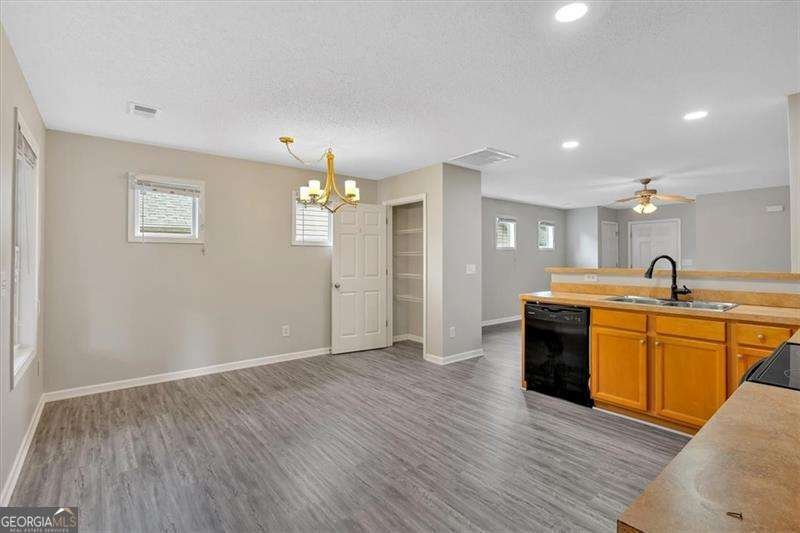 60 Oakbrook Drive Cartersville - 17