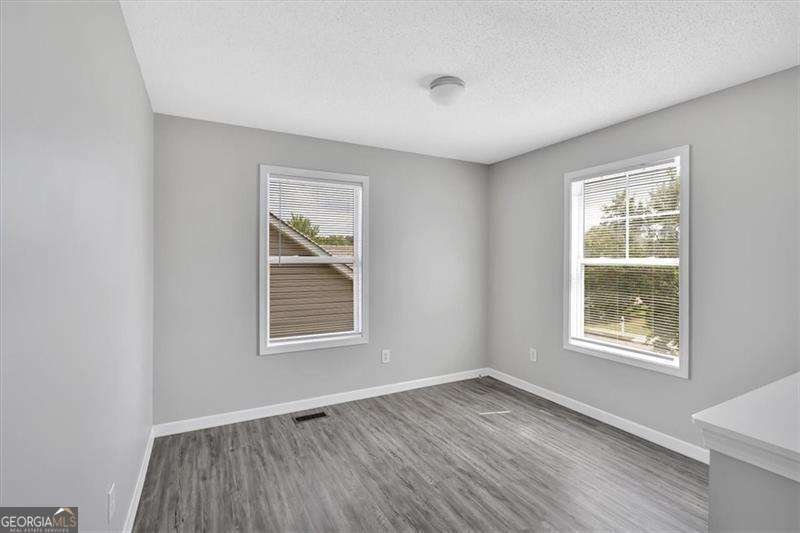 60 Oakbrook Drive Cartersville - 27
